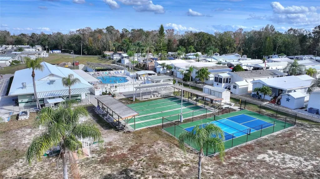 135 Citrus Ridge Drive Davenport FL 33837