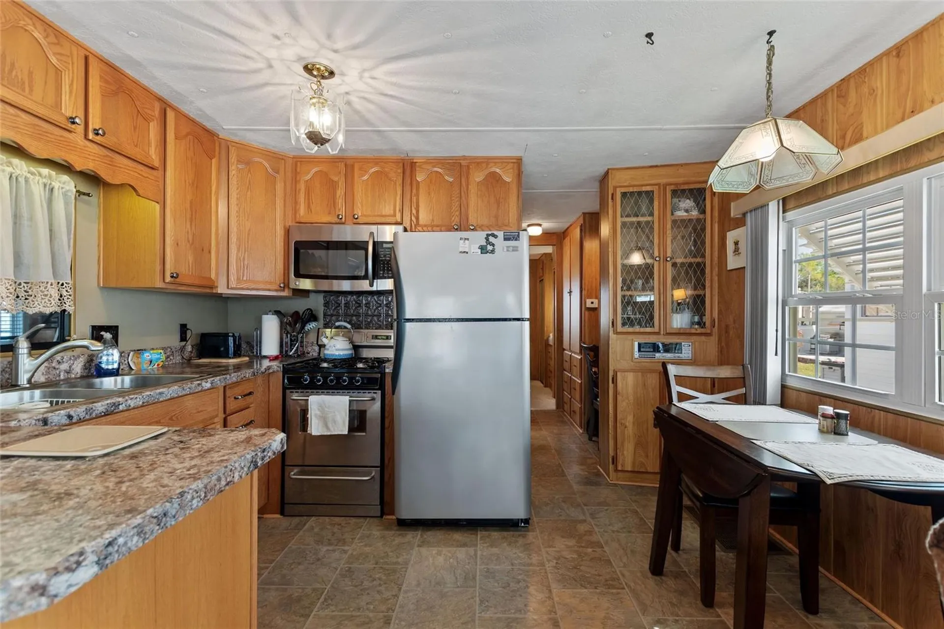 135 Citrus Ridge Drive Davenport FL 33837