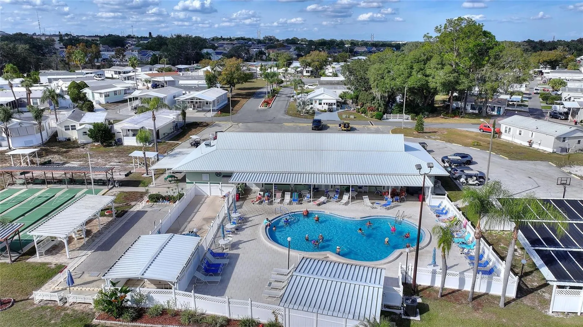 135 Citrus Ridge Drive Davenport FL 33837