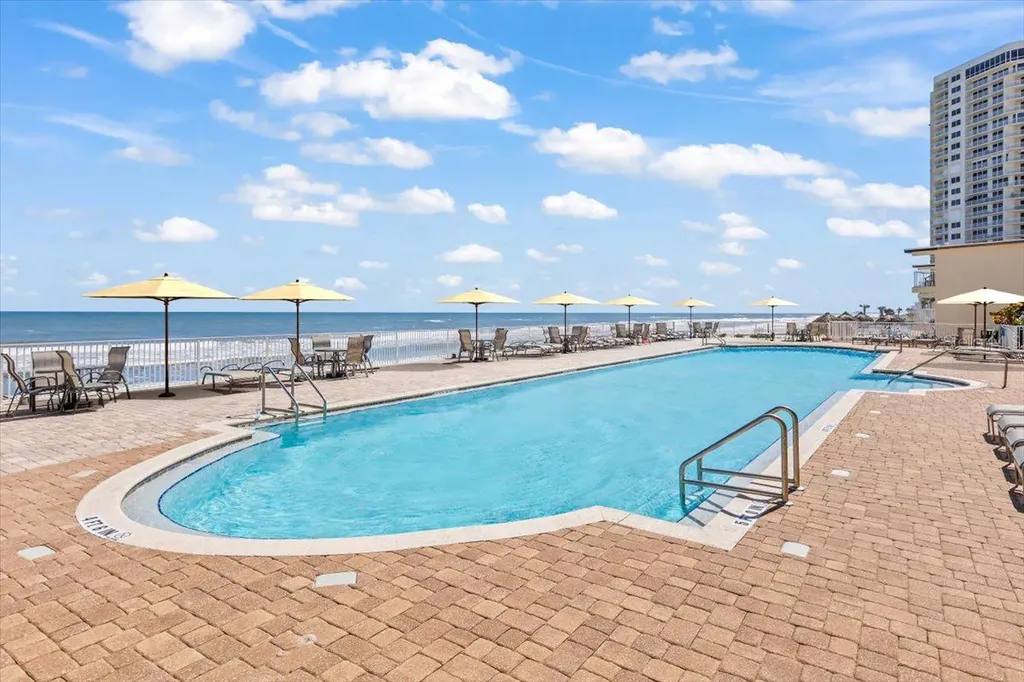 2515 S Atlantic Avenue Daytona Beach FL 32118