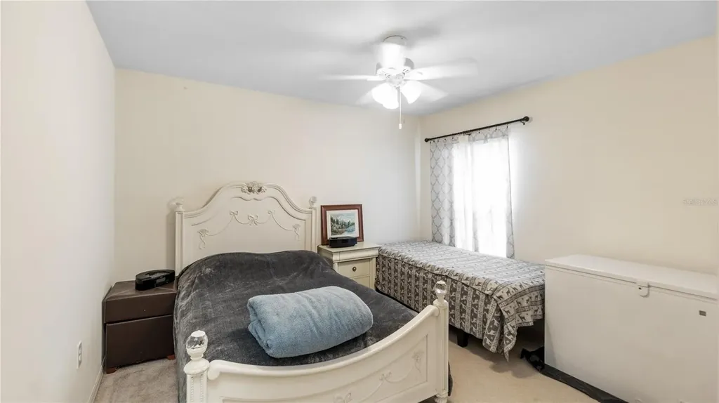 6111 Heroncrest Court Lithia FL 33547