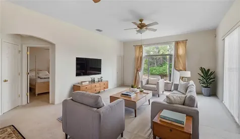 6111 Heroncrest Court Lithia FL 33547