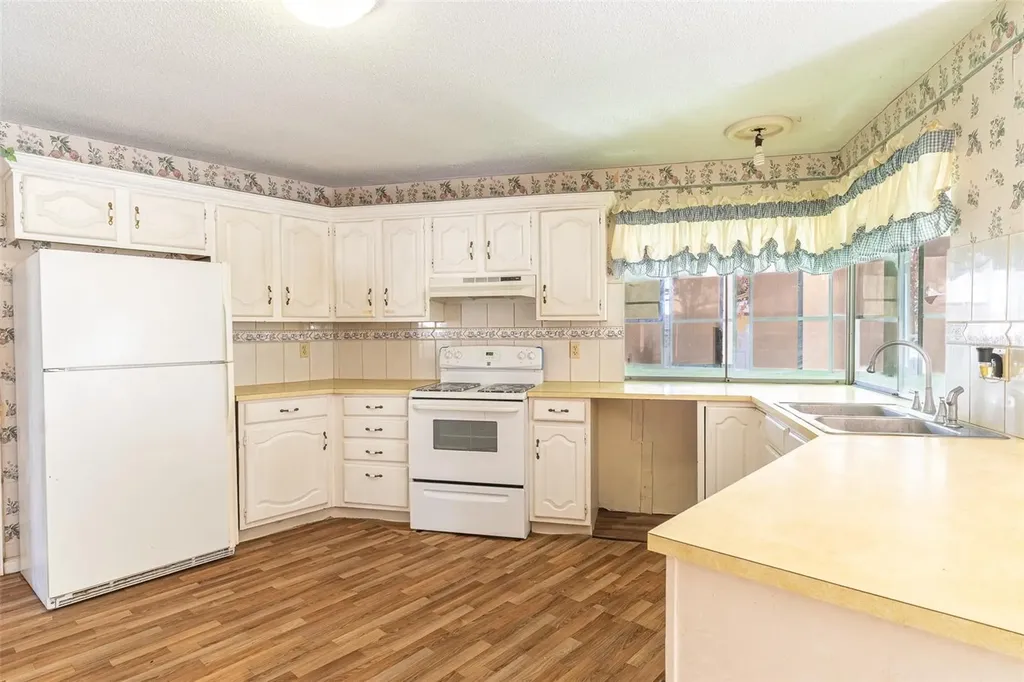 1318 Deer Park Court Sebring FL 33872