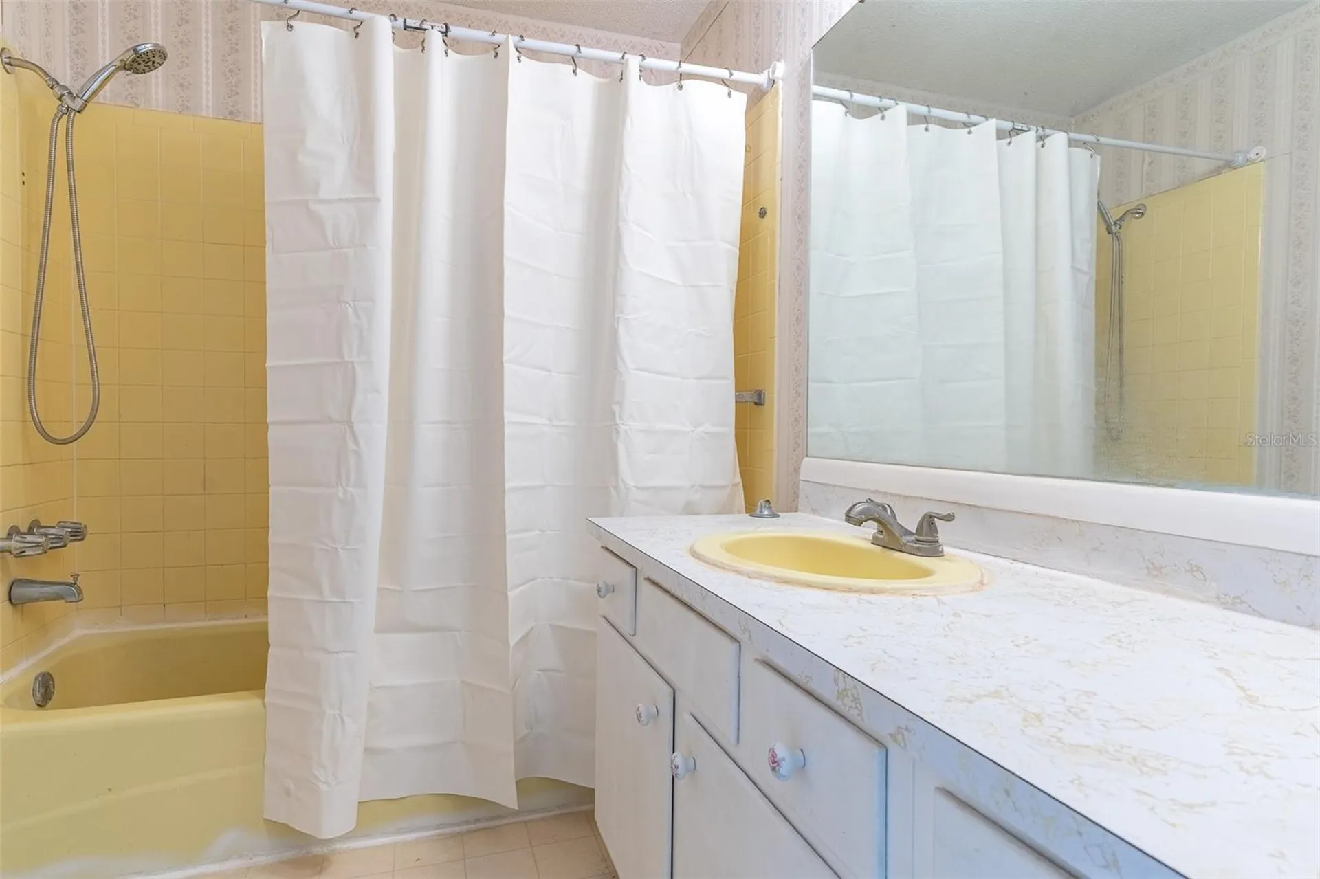 1318 Deer Park Court Sebring FL 33872