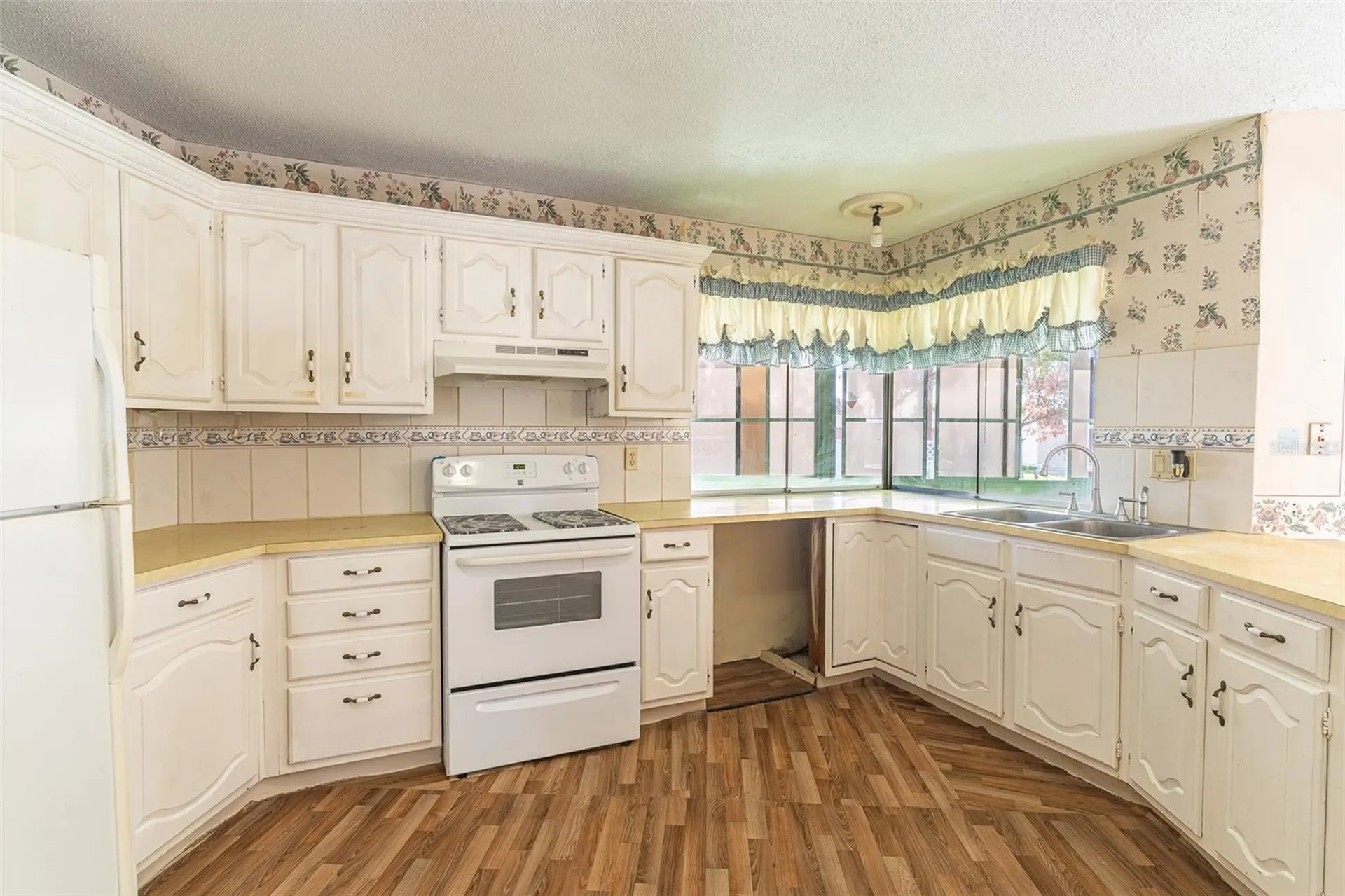 1318 Deer Park Court Sebring FL 33872