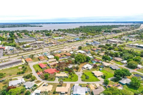 1318 Deer Park Court Sebring FL 33872