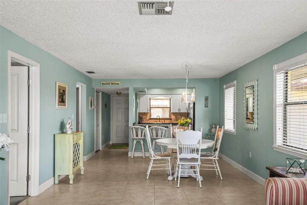 2113 Hammock Pine Boulevard Clearwater FL 33761