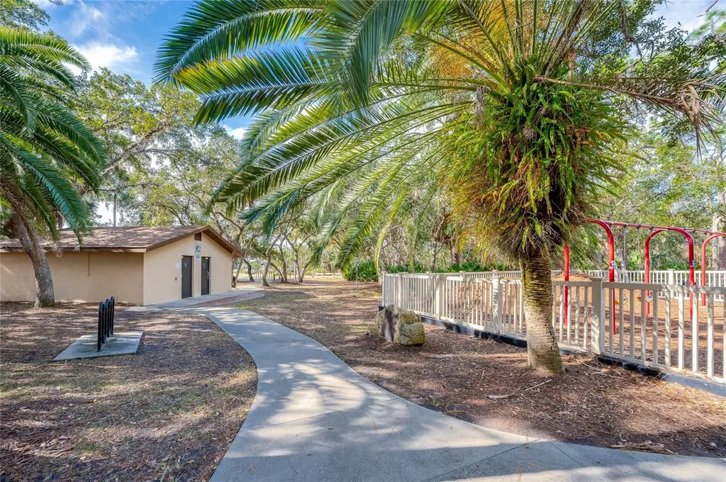 609 Andrews Street Ormond Beach FL 32174