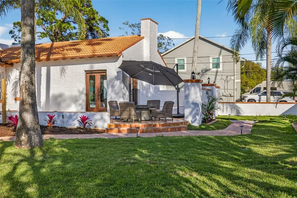 236 San Salvador Drive Dunedin FL 34698
