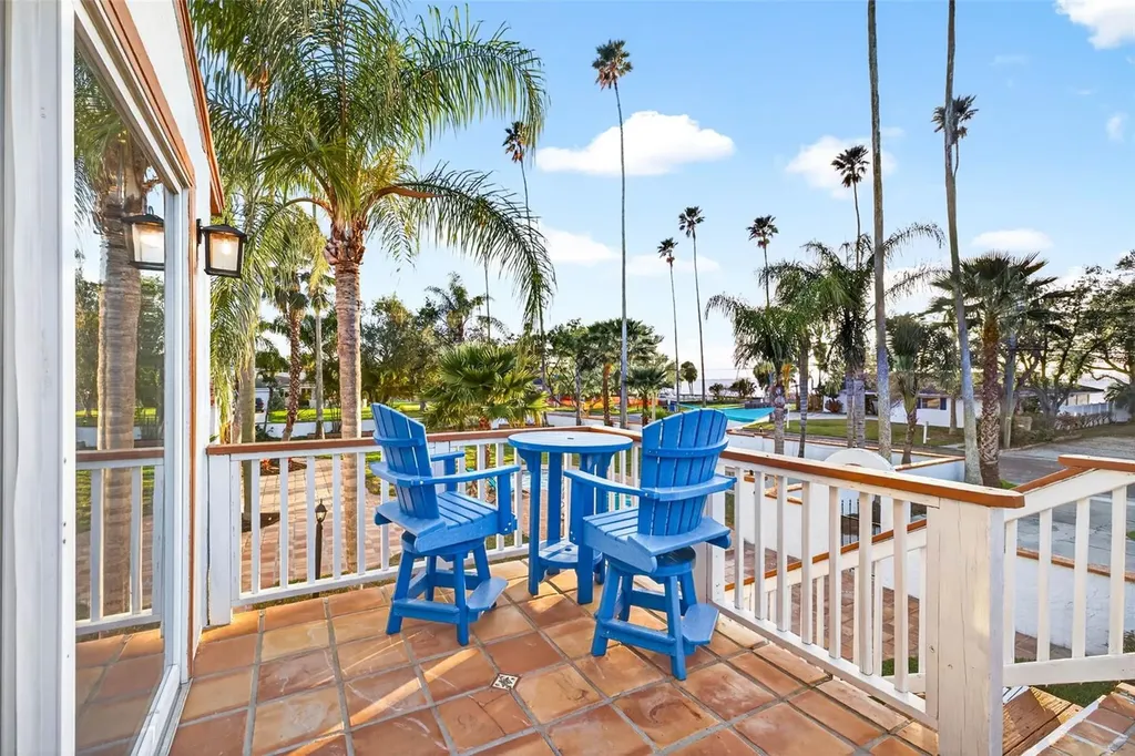 236 San Salvador Drive Dunedin FL 34698