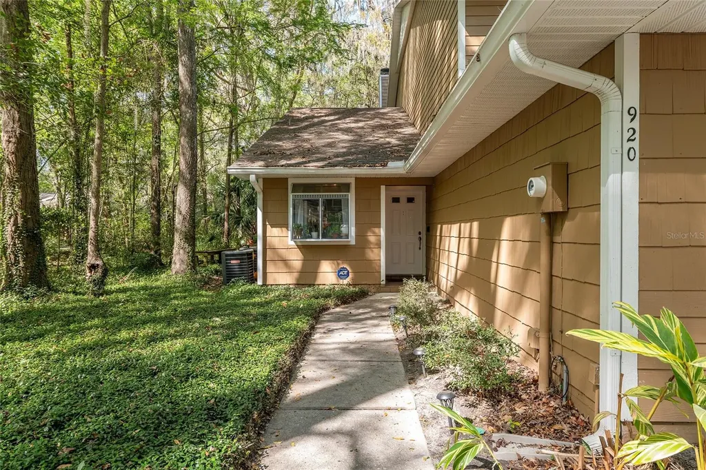 920 SW 50th Way Gainesville FL 32607