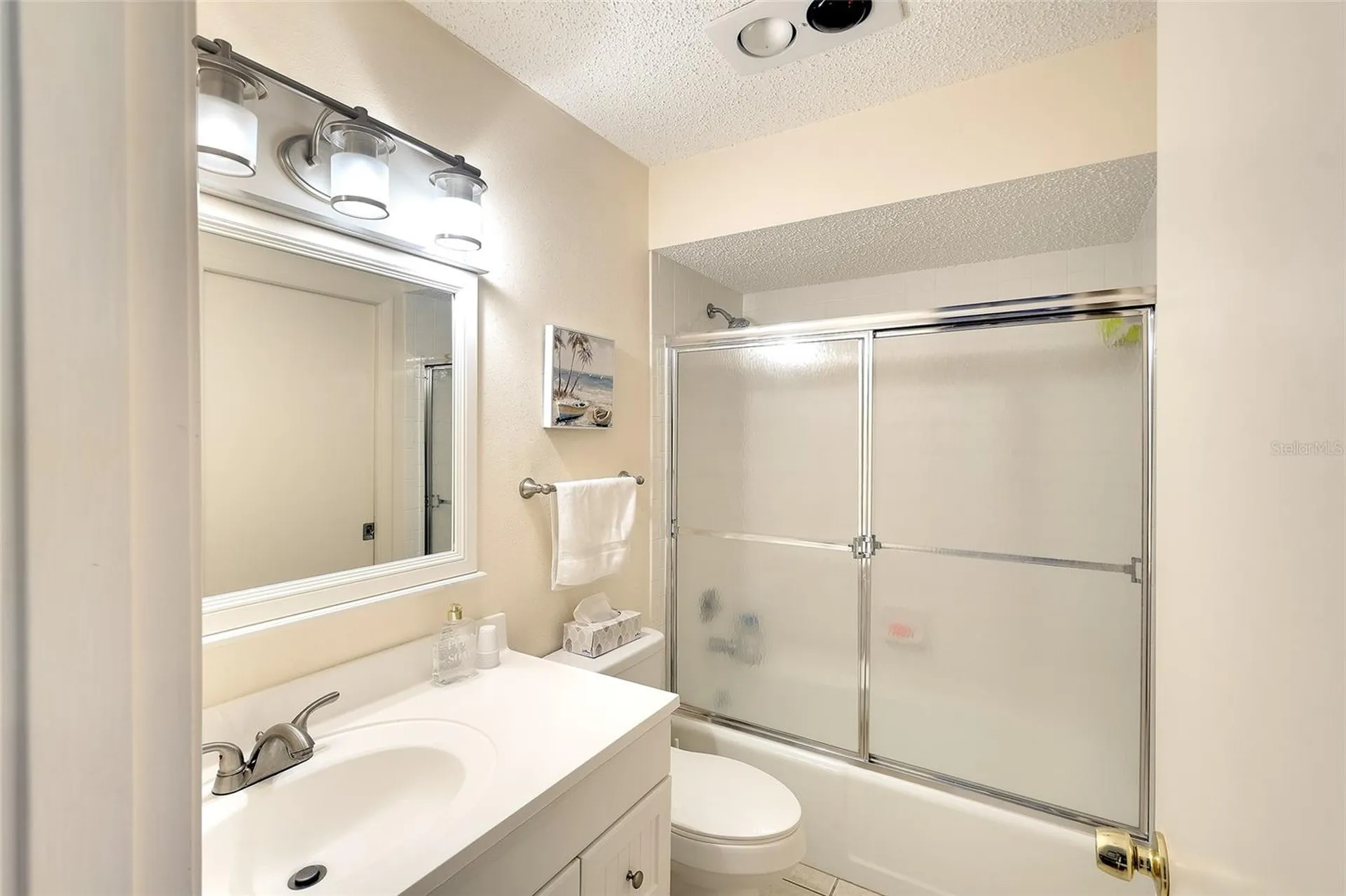 6004 Vivienda Drive Bradenton FL 34207
