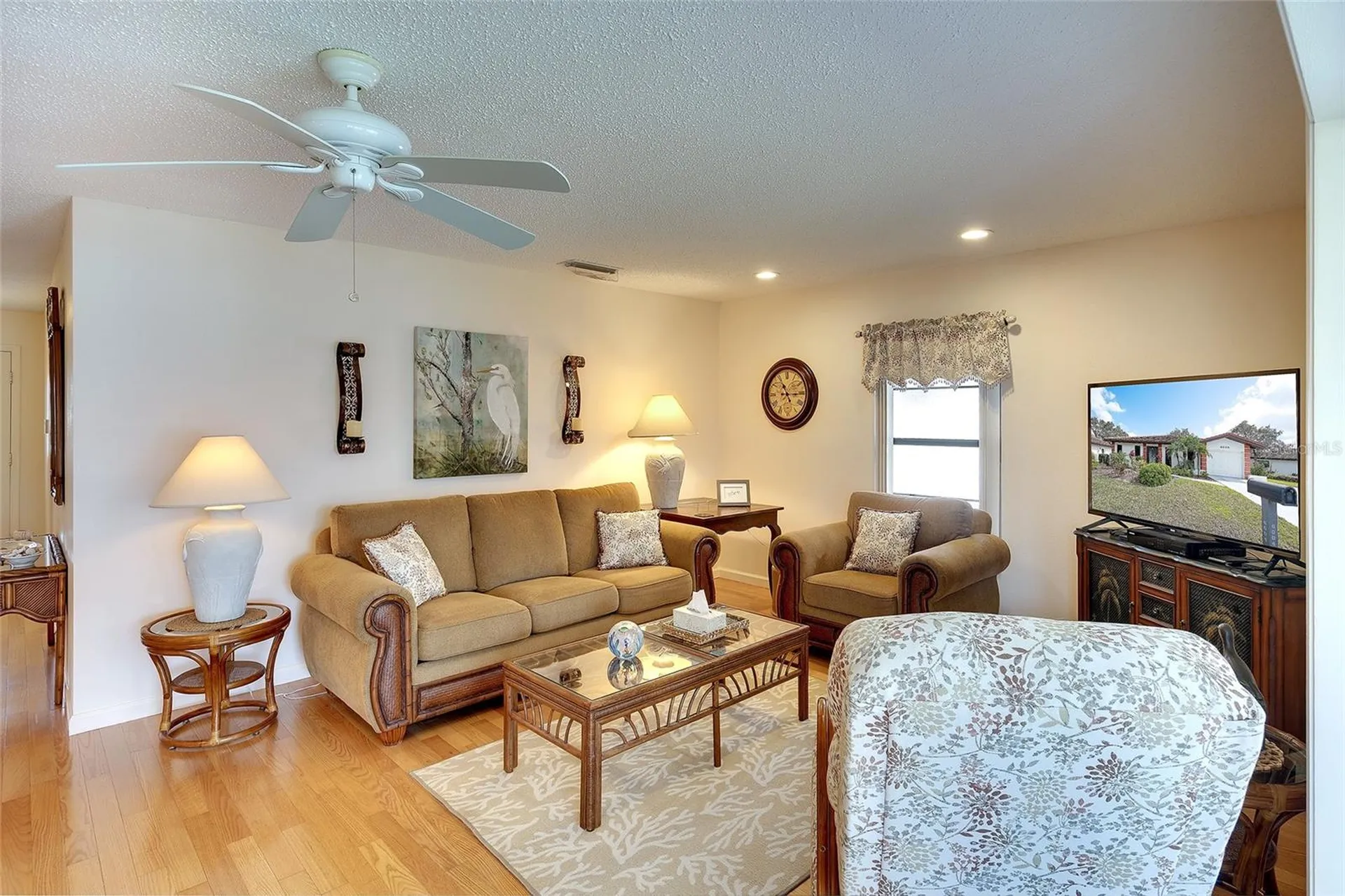 6004 Vivienda Drive Bradenton FL 34207