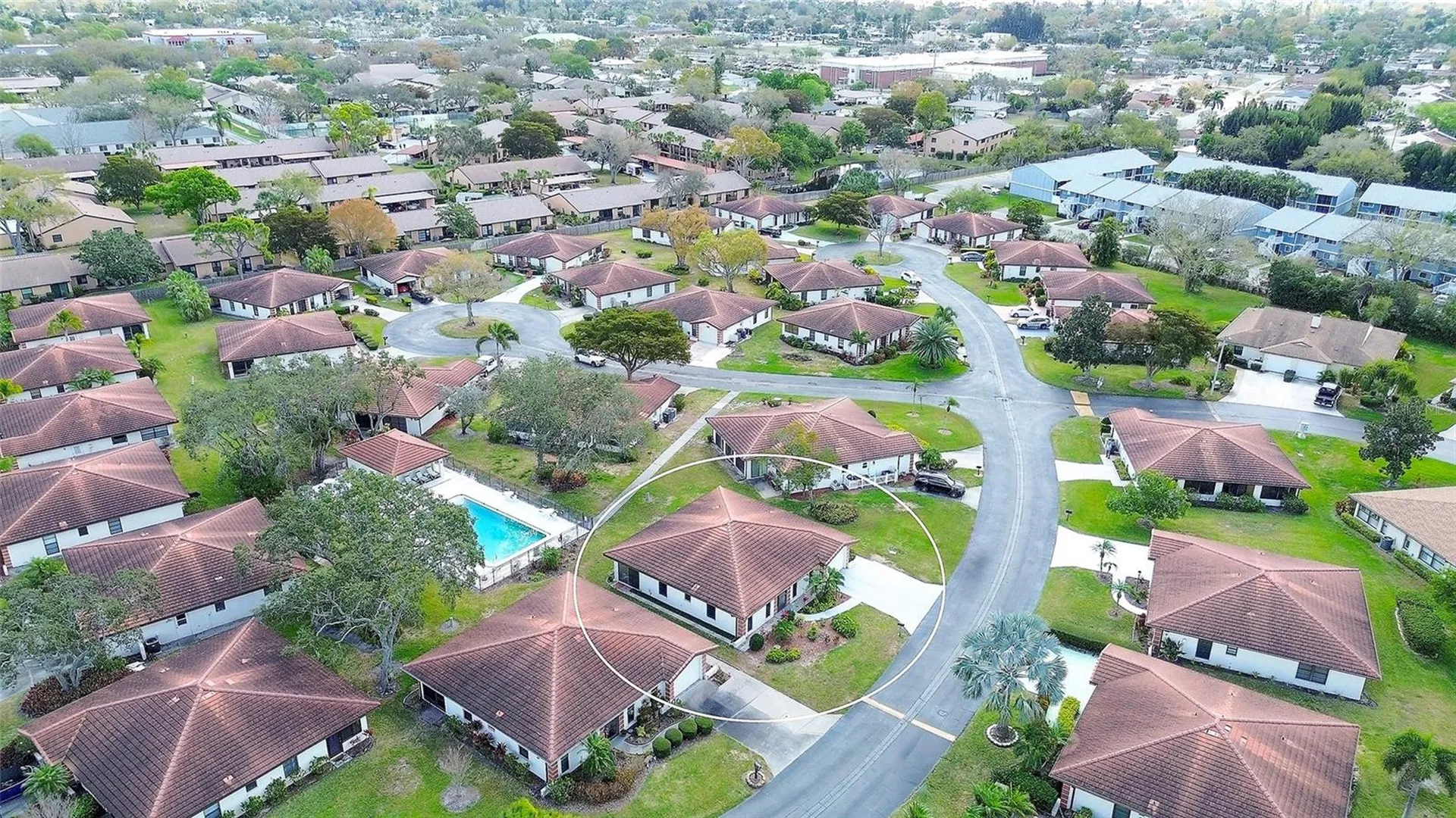 6004 Vivienda Drive Bradenton FL 34207
