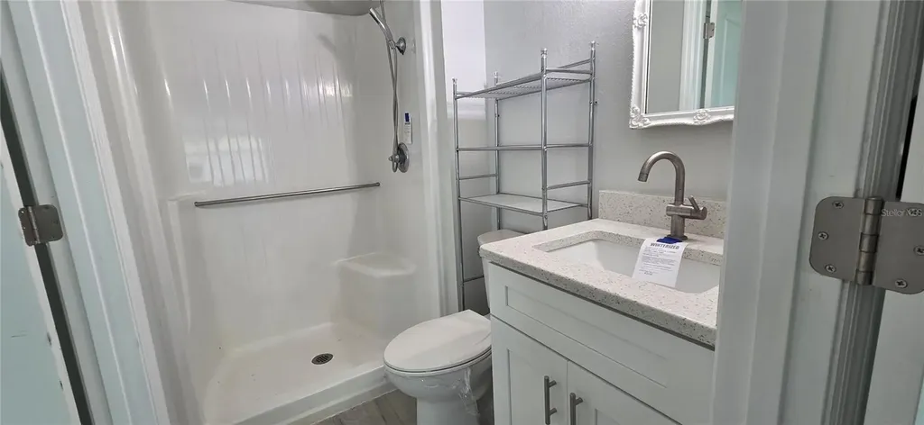 132 James Street Auburndale FL 33823