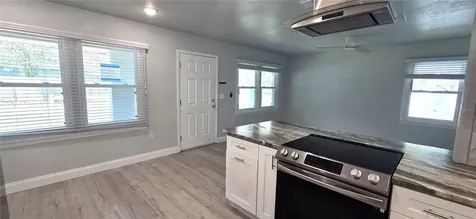 132 James Street Auburndale FL 33823