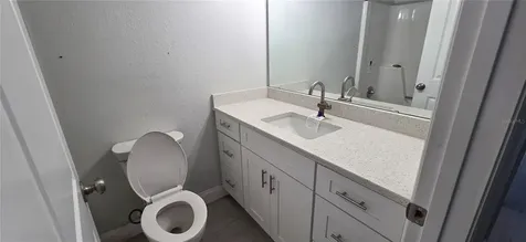 132 James Street Auburndale FL 33823