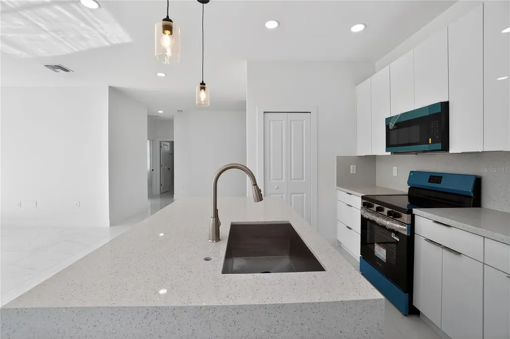 336 Sunset Road Rotonda West FL 33947