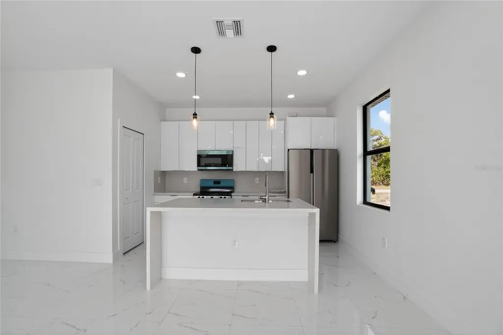 336 Sunset Road Rotonda West FL 33947