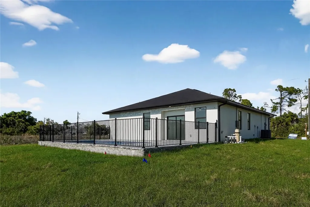 336 Sunset Road Rotonda West FL 33947