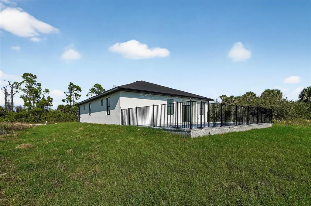 336 Sunset Road Rotonda West FL 33947