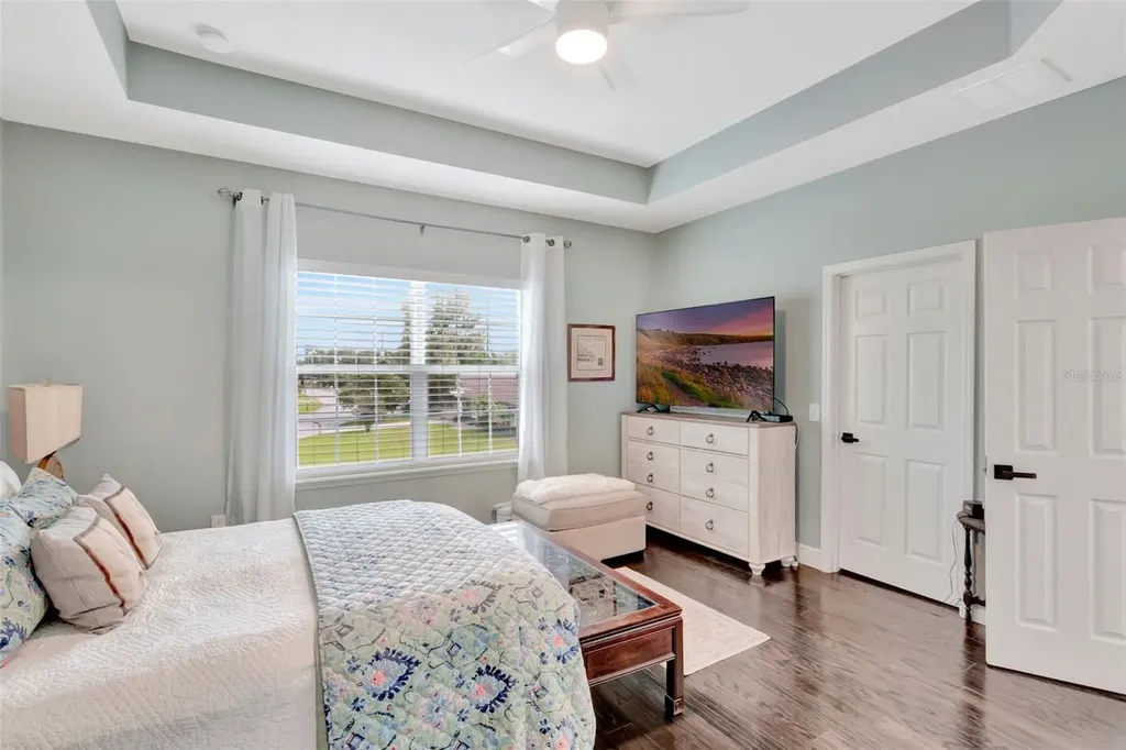 4892 Beach Boulevard Orlando FL 32803