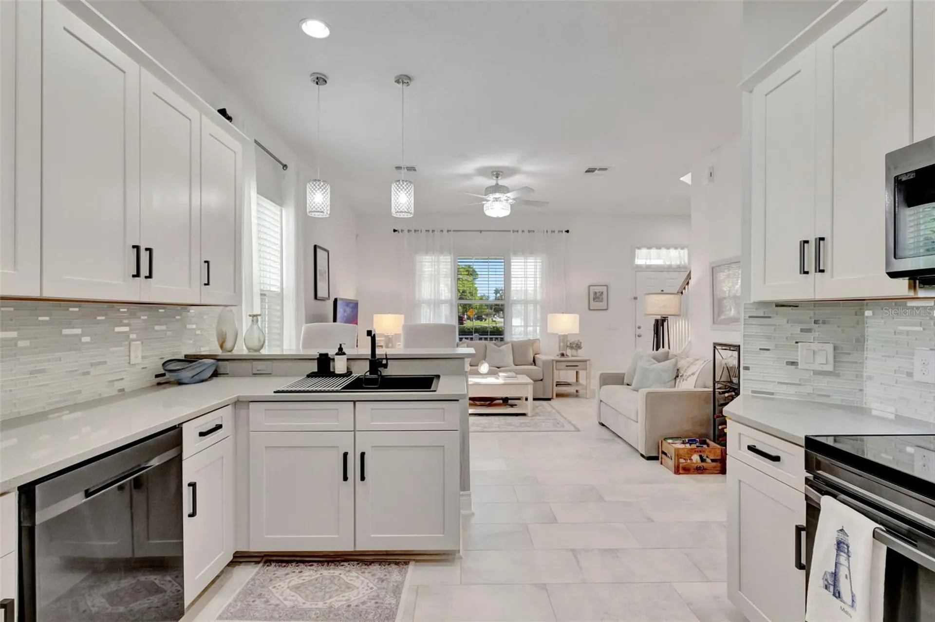 4892 Beach Boulevard Orlando FL 32803