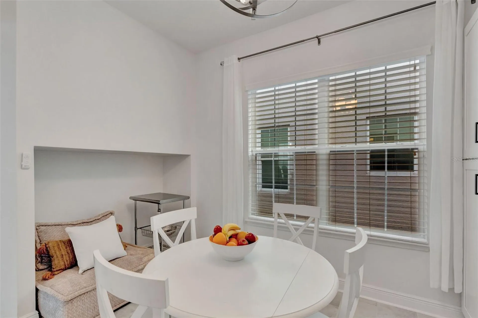 4892 Beach Boulevard Orlando FL 32803