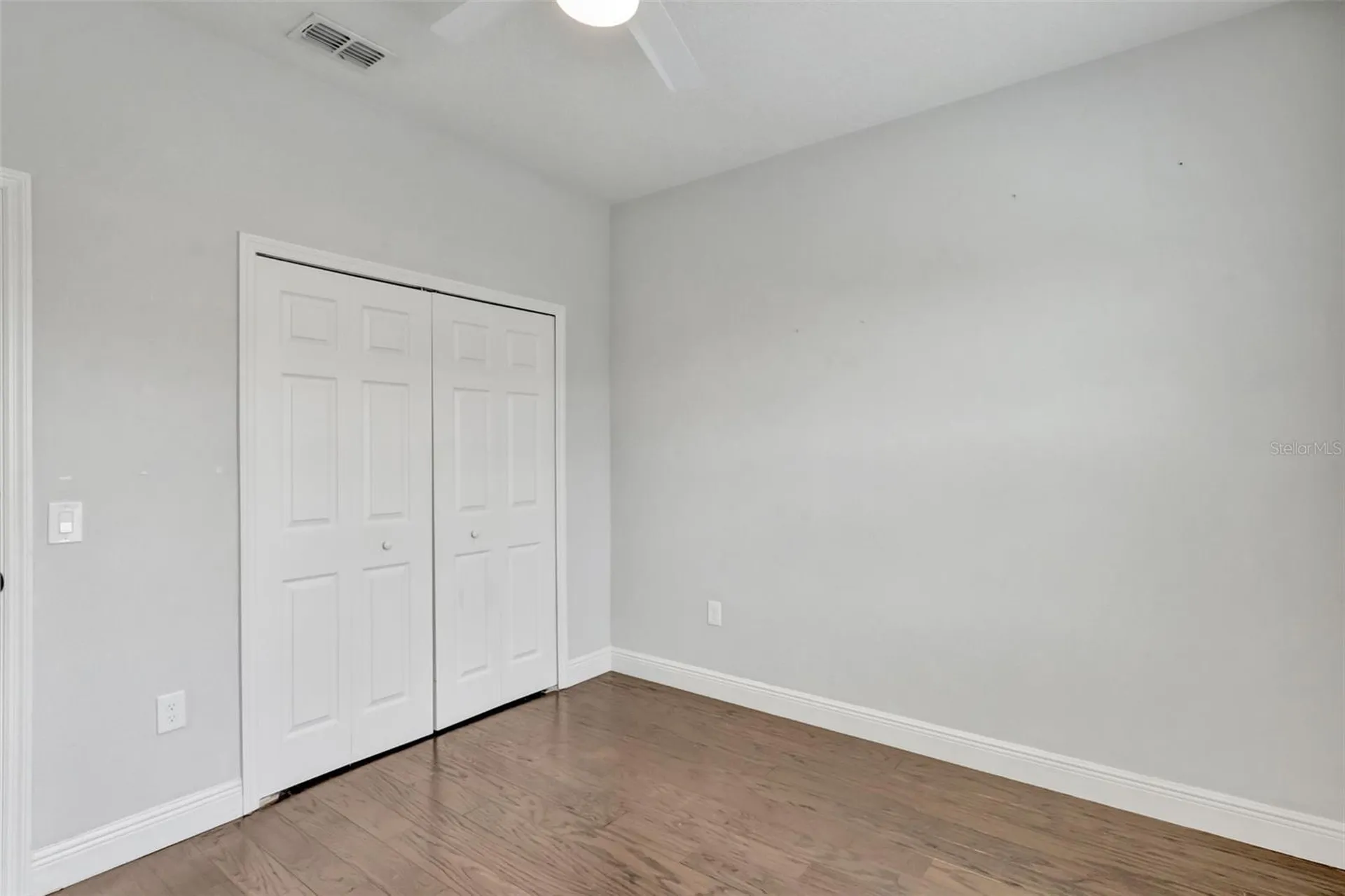 4892 Beach Boulevard Orlando FL 32803