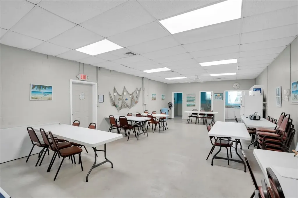 7801 34th Avenue N St Petersburg FL 33710
