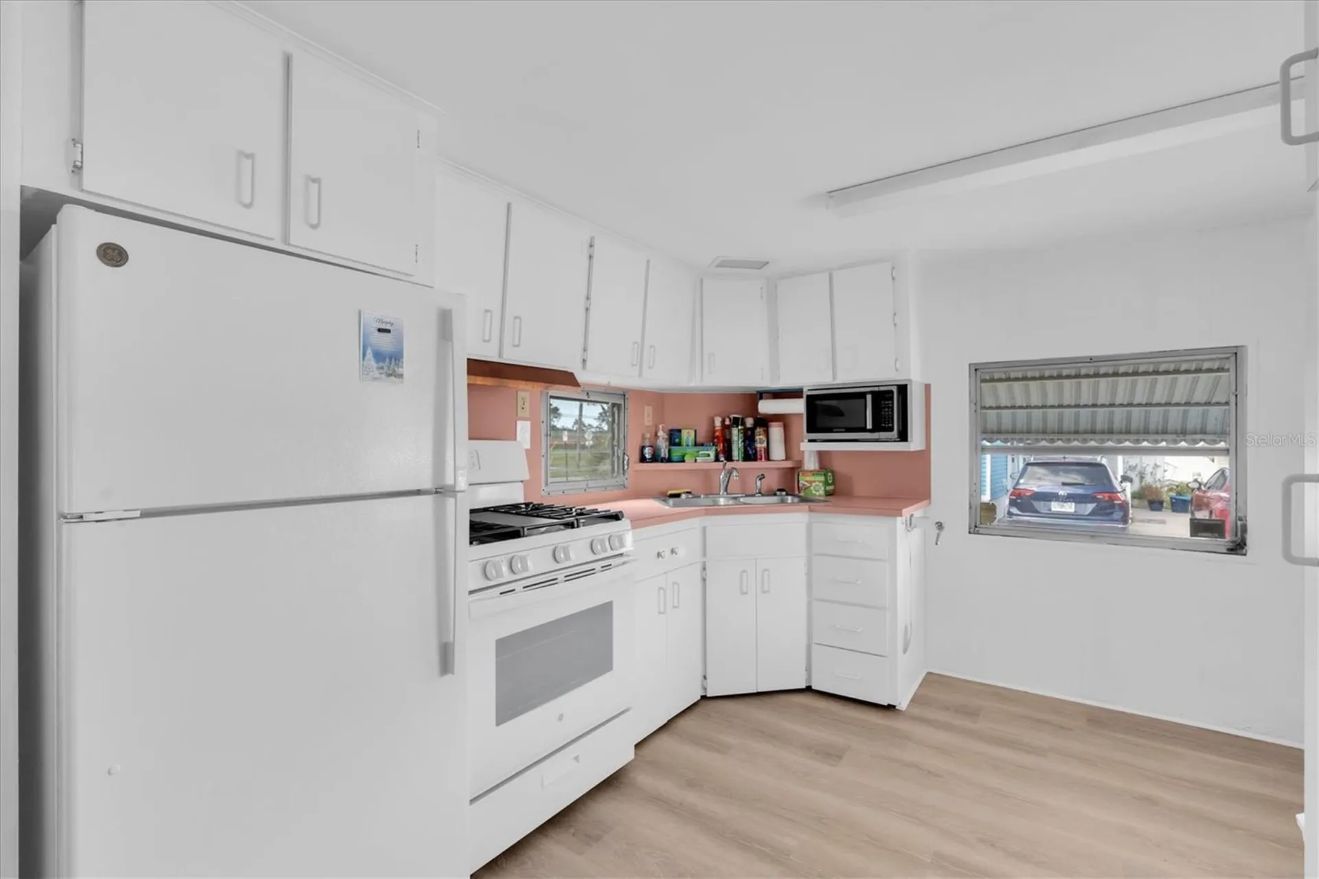 7801 34th Avenue N St Petersburg FL 33710