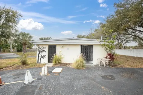 7801 34th Avenue N St Petersburg FL 33710