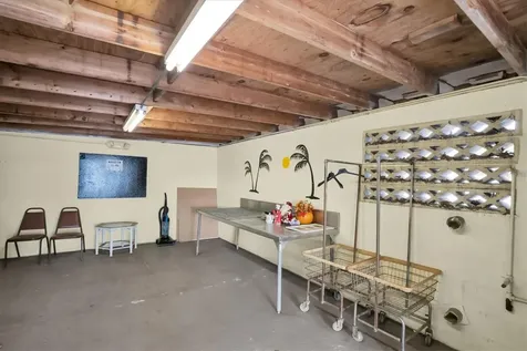 7801 34th Avenue N St Petersburg FL 33710