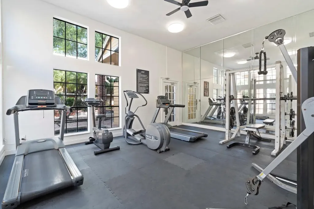 8609 Mallard Reserve Drive Tampa FL 33614