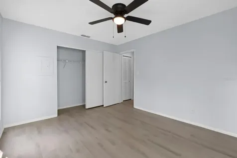 8609 Mallard Reserve Drive Tampa FL 33614