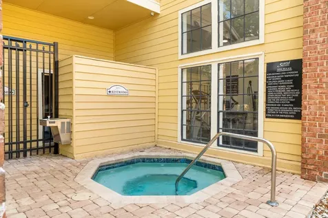 8609 Mallard Reserve Drive Tampa FL 33614