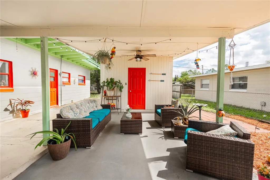 2823 Hertha Avenue Orlando FL 32826