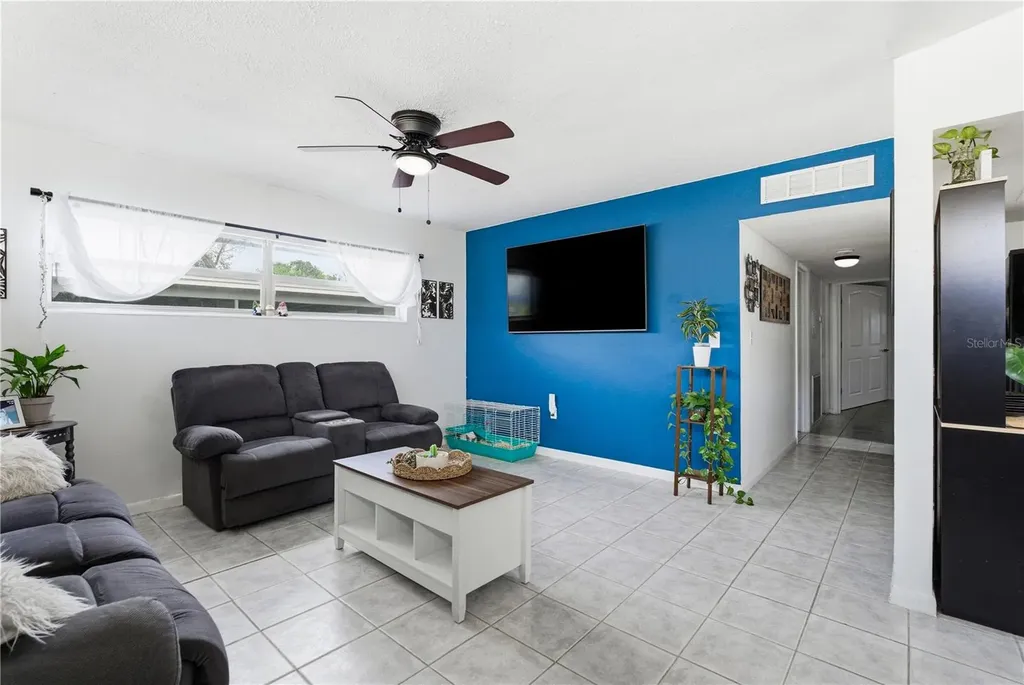 2823 Hertha Avenue Orlando FL 32826