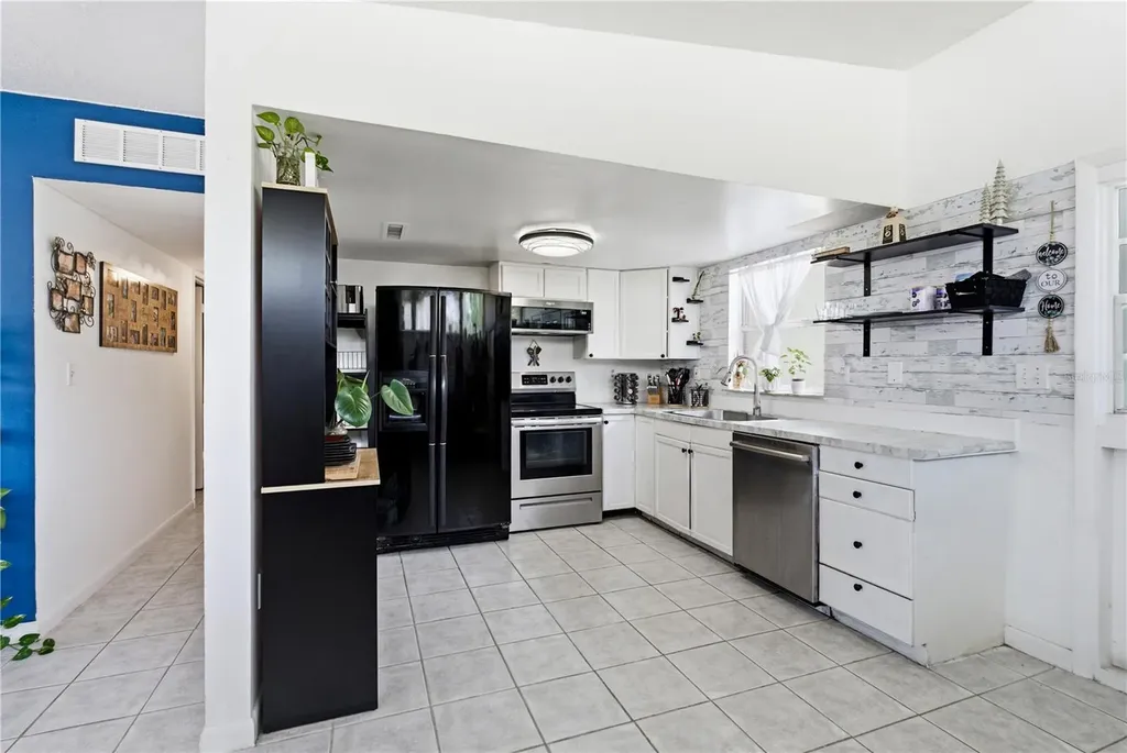 2823 Hertha Avenue Orlando FL 32826
