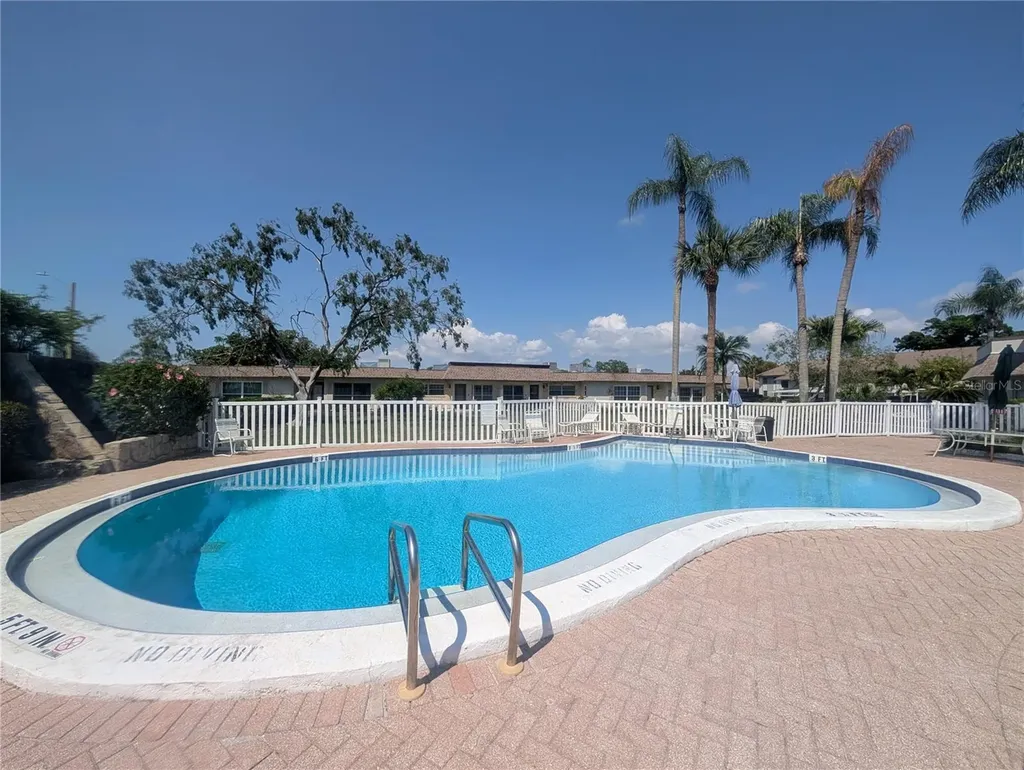 1601 43rd Street N St Petersburg FL 33713