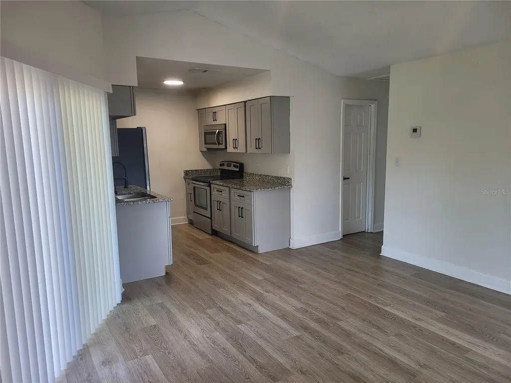 1236 Dovehill Drive Apopka FL 32703