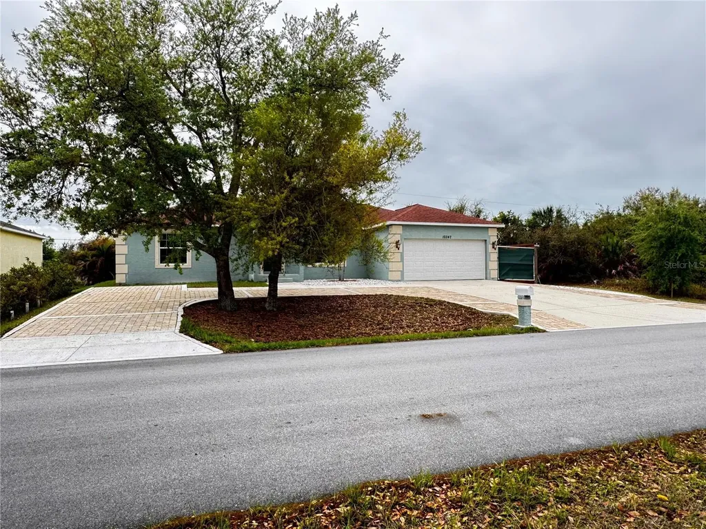 10347 Grail Avenue Englewood FL 34224