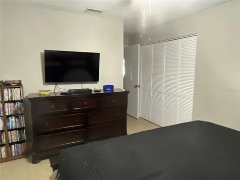 915 Burlwood Street Brandon FL 33511