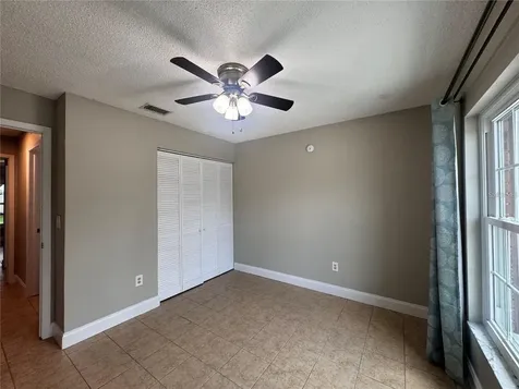 915 Burlwood Street Brandon FL 33511