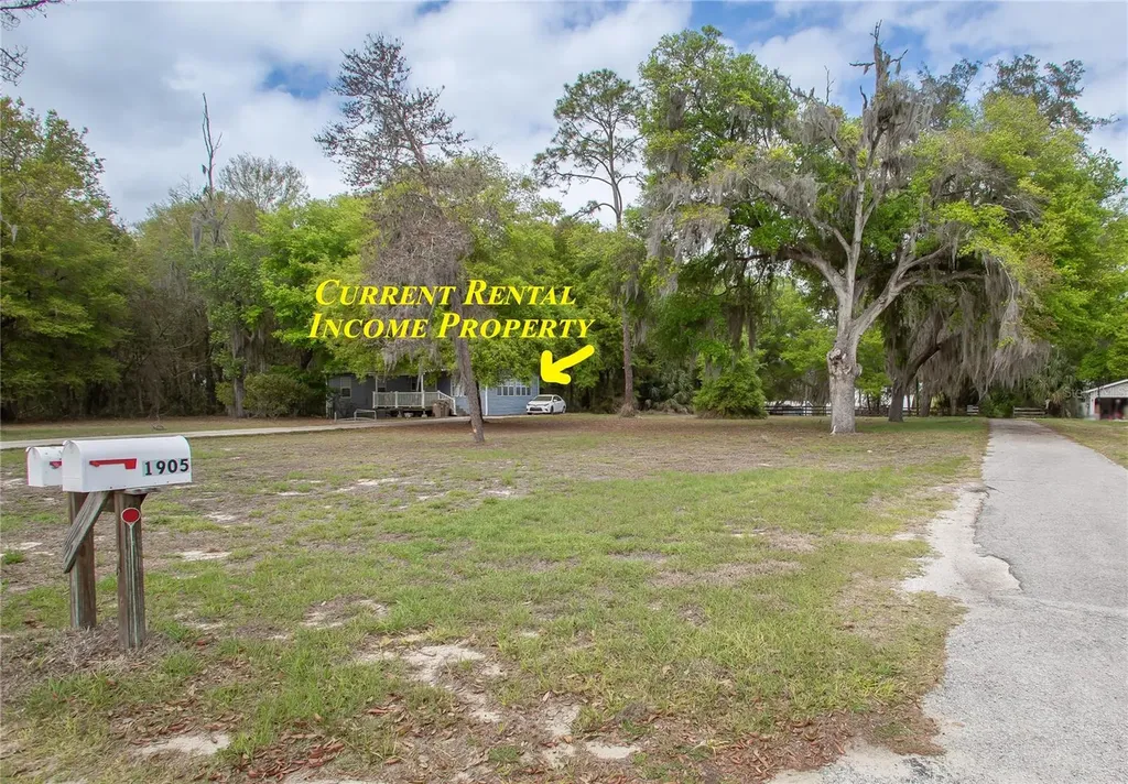 1905 Myrtle Lake Avenue Fruitland Park FL 34731