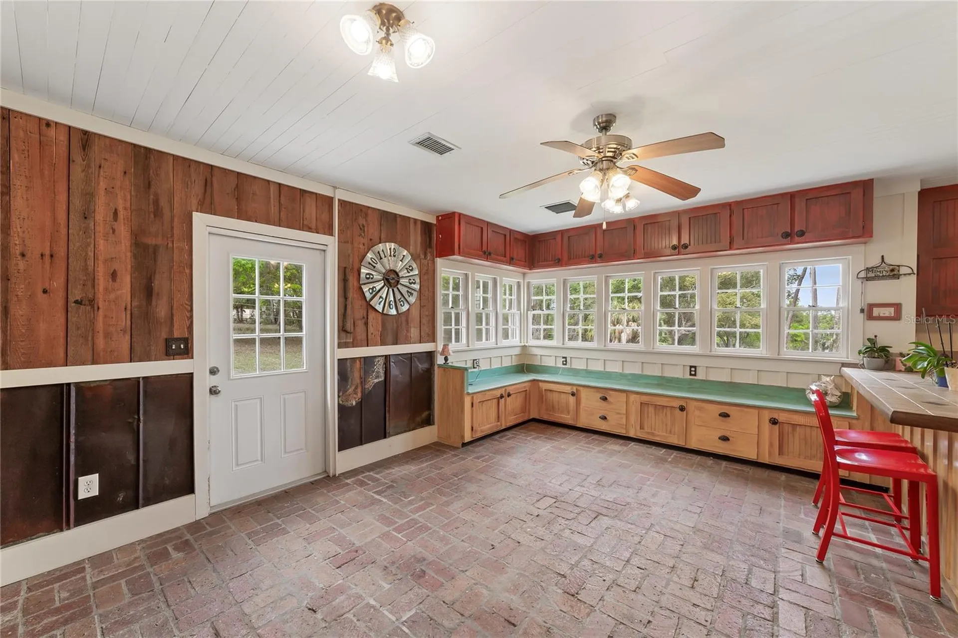 1905 Myrtle Lake Avenue Fruitland Park FL 34731