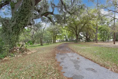1905 Myrtle Lake Avenue Fruitland Park FL 34731