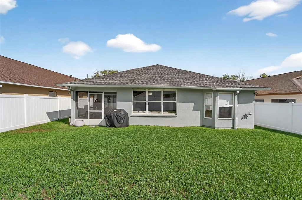 1407 Bloomingdale Trails Boulevard Brandon FL 33511