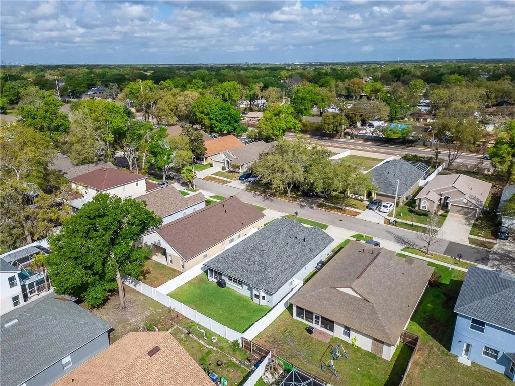 1407 Bloomingdale Trails Boulevard Brandon FL 33511