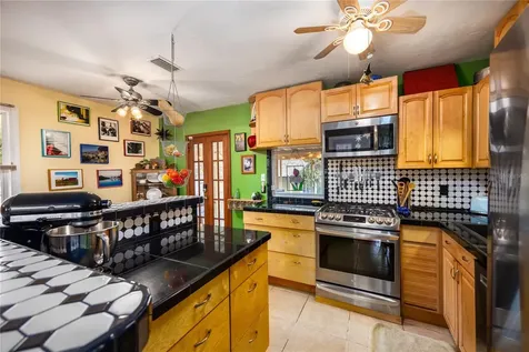 1017 NE 8th Avenue Gainesville FL 32601